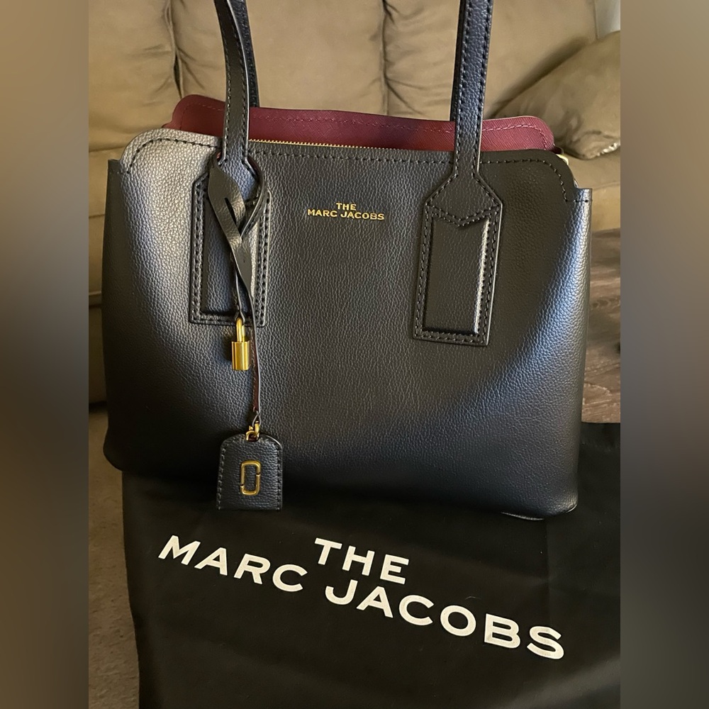 Marc Jacobs: The Editor Shoulder Bag